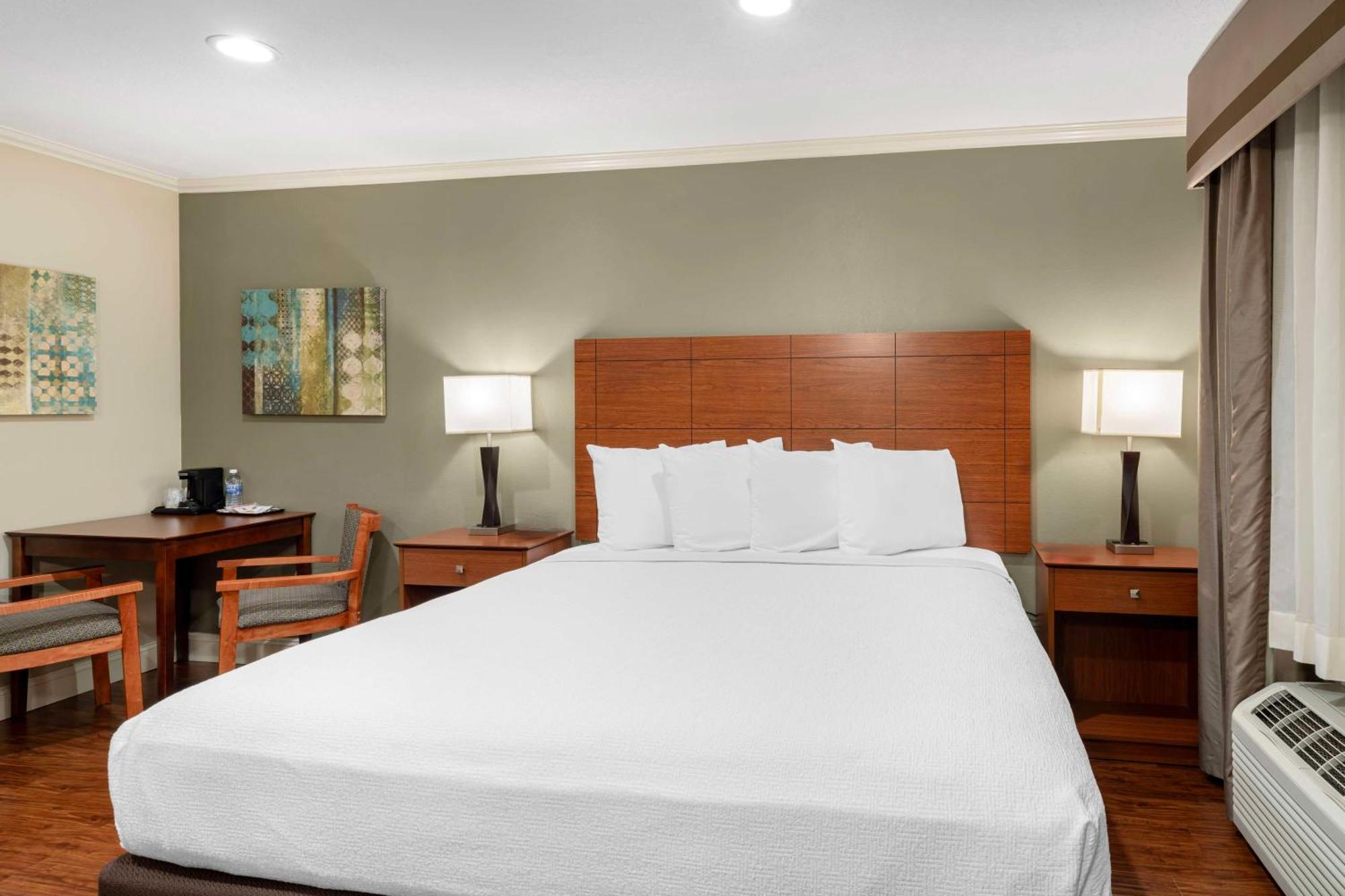 Best Western Oxnard Inn Extérieur photo