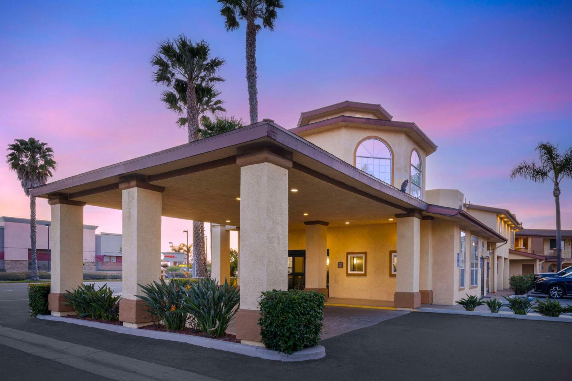 Best Western Oxnard Inn Extérieur photo